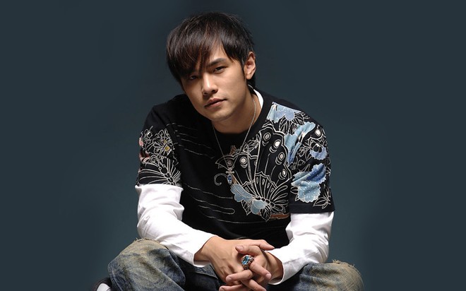 Jay Chou (周杰伦)